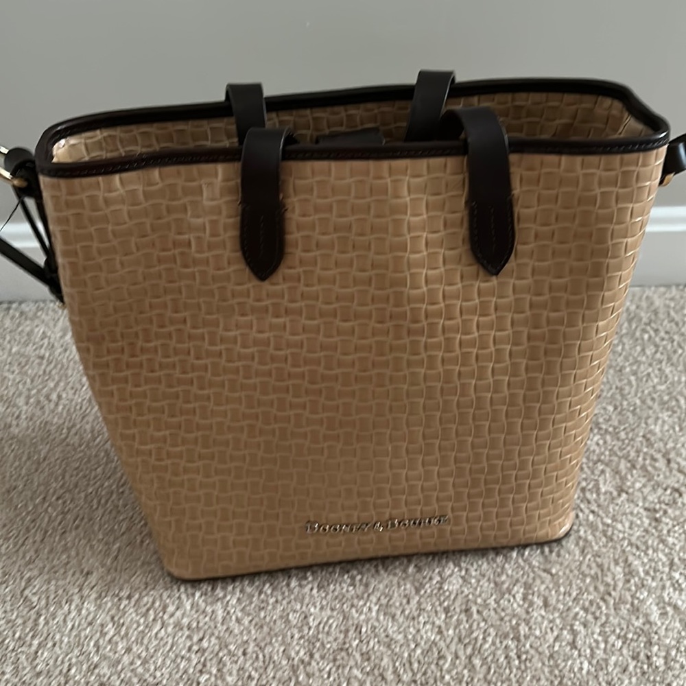 Dooney and Burke basket pattern handbag